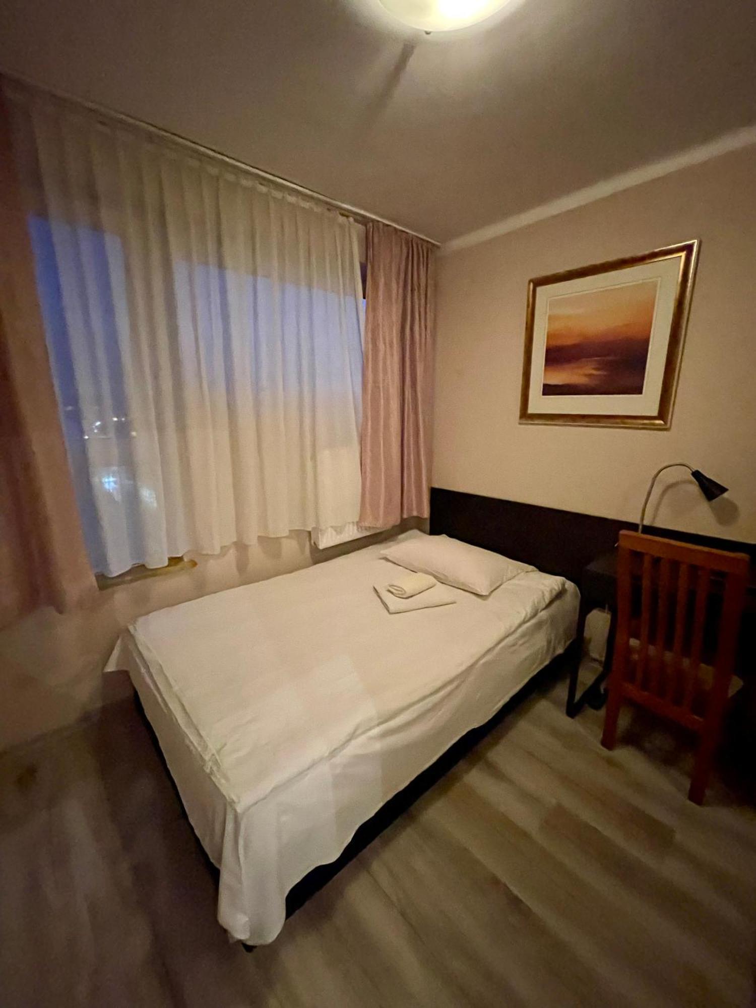 Gosciniec Raciborski Raciborz Bagian luar foto