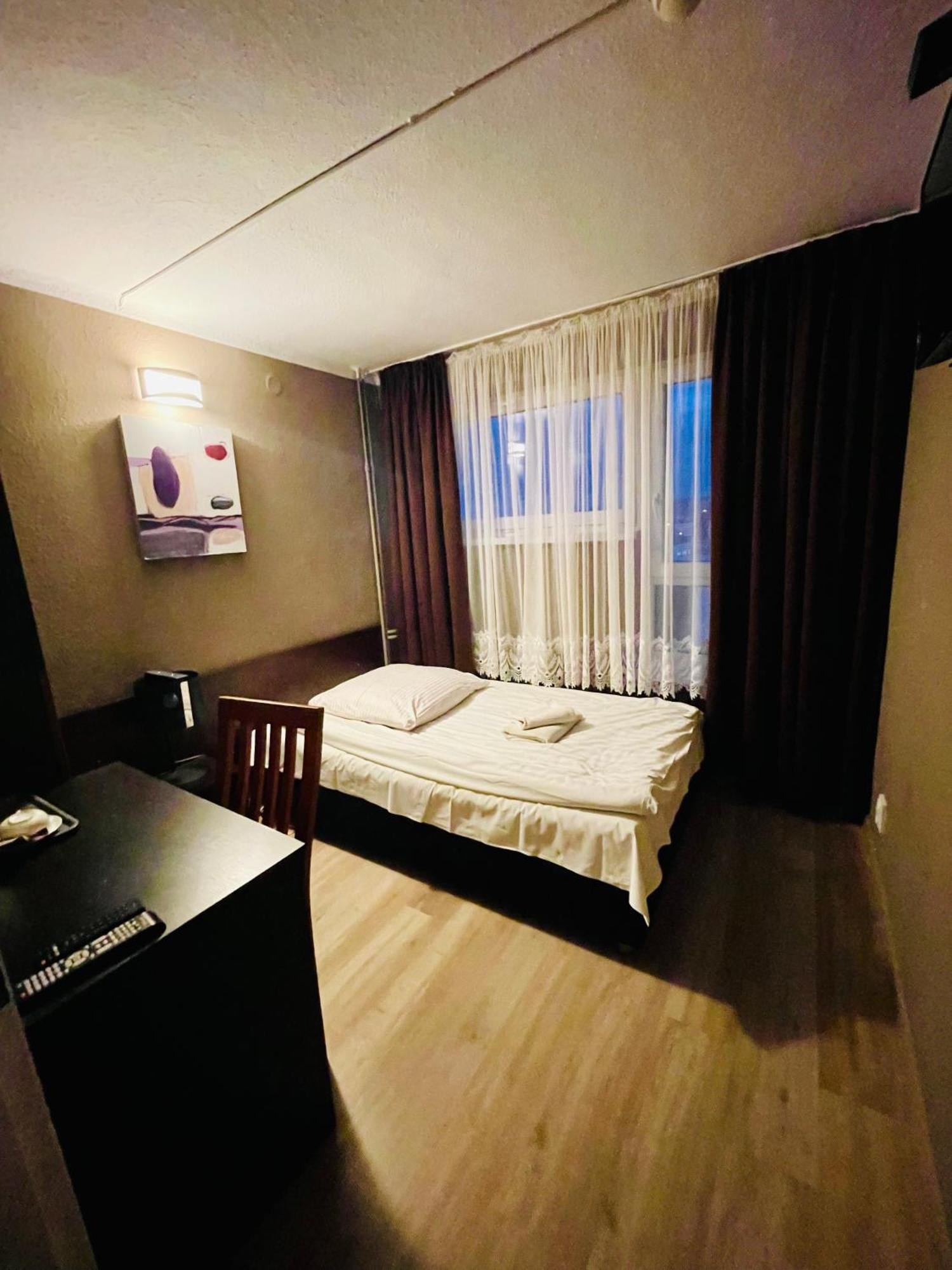 Gosciniec Raciborski Raciborz Bagian luar foto